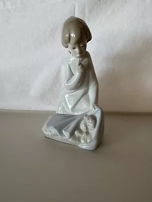 Lladro Guardian Angel With Sleeping Baby Porcelain Figurine 4635 Retired EUC • $24.99