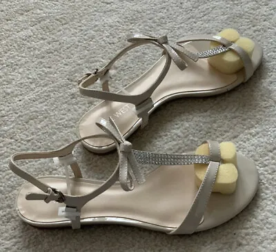 New Nine West Odele Sandals Embellished T-Strap Size 7 • $9.99