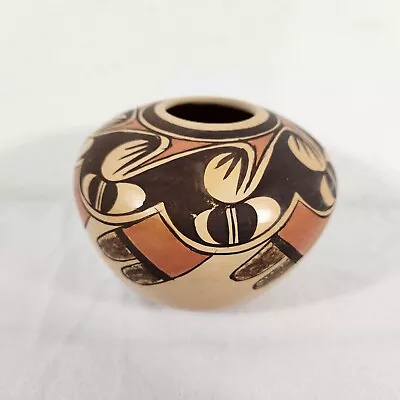 $199.95 • Buy Signed Adelle Nampeyo Hopi Handmade Native American 5x4 Pottery/Jar - Eagle Tail