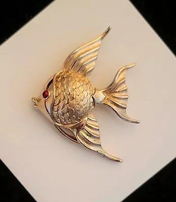 Vintage Designer Signed Crown Trifari Angel Fish Figural Brooch Pin Red Cabochon • $9.99