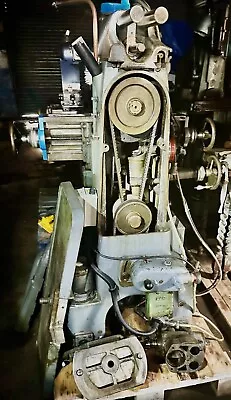 Schaublin Model 13 Universal Milling Machine • £1650