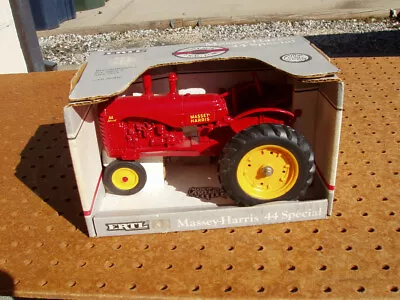 Ertl 1/16 Scale Die Cast Metal Massey-harris 44 Special Tractor 1115 New Nrfb  • $64.99