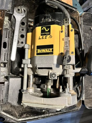 £50 • Buy Dewalt Dw625ek 110v 1/2” Router