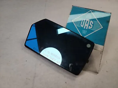 Mercedes W126 Right Sideview Electric Mirror Glass Right 1268110821 126EX48120 • $79