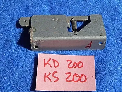 Seeburg KD200 KS200 Access Panel Latch Assembly # 409941 Without Cable • $16