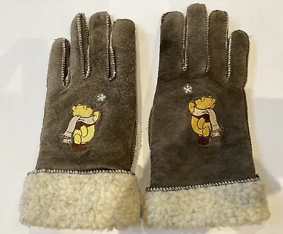 Winnie The Pooh Gloves . • £20