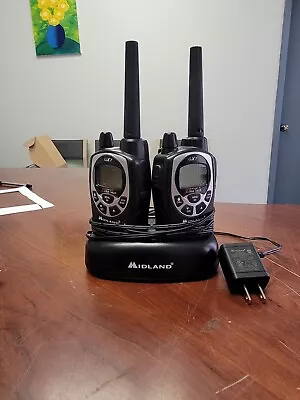 Midland Walkie Talkie GXT 1000G Xtra Talk Set W/Charger 18CVP8-Rev C • $55