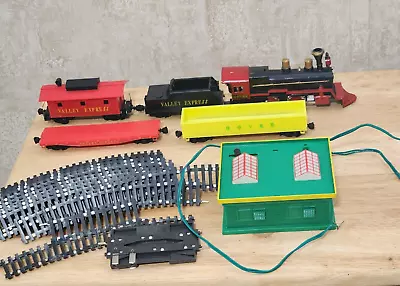 Vintage Marx Train Set 4 Cars Tracks Electric Station Take Batteries Read • $59.99