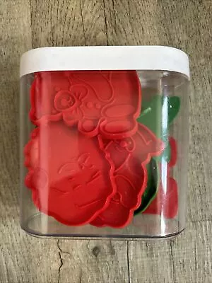 Vintage Christmas 10pc Cookie Cutter Set Plastic Red Green With Container • $9.98