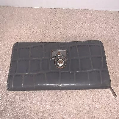 Michael Kors Gray Croc Embossed Leather Bifold Clutch Wallet W/Silver Padlock • $16