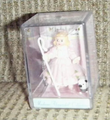2000 MARY HAD A LITTLE LAMB FIGURINE Hallmark Merry Miniatures Madame Alexander  • $10.99