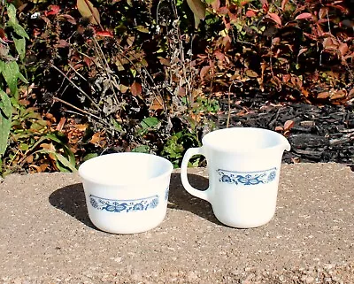 Pyrex Corning Corelle Milk Glass Old Town Blue Onion Creamer & Sugar Set EUC! • $24.99