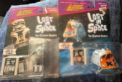 Sealed 1998’Robot B-9 Clip 5 & Space Pod Clip 10 Johnny Lightning Lost In Space • $27.99