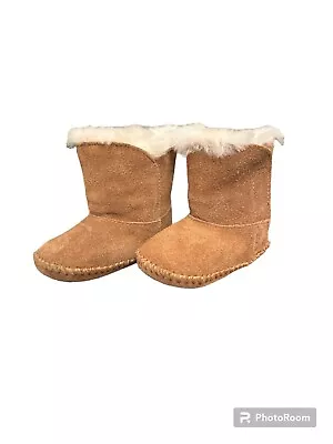 UGG Caden Infant Baby Booties Shoe Size 2/3 Chestnut Suede Wool Boots • $6