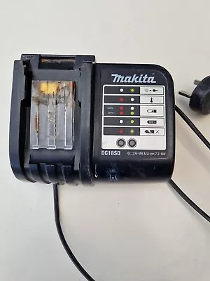 Makita 18v Battery Charger Dc18sd • £0.99