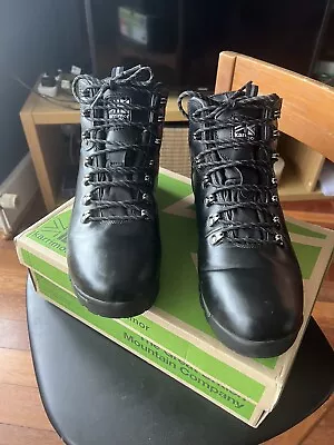 Karrimor Waterproof Walking Boots Size 10.5 • £0.99