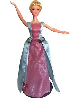 DISNEY Princess Enchanted Swirl N Style CINDERELLA Doll 2001 MATTEL Gown VTG • $11.95