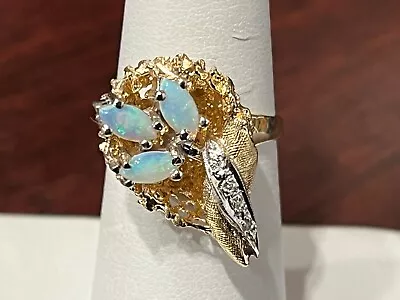 Vtg. 14K Yellow Gold Opal Ring W/ Diamond Accents Size 6.5    6.3 Grams • $369