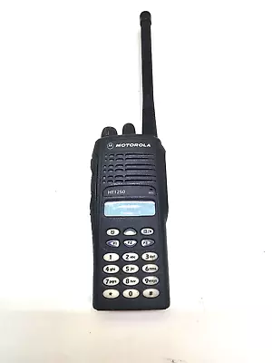 Motorola HT1250 136-174 MHz VHF 128Ch Full Key Two Way Radio AAH25KDH9AA6AN • $149.99