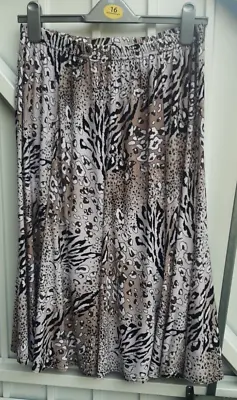 Saloos Animal Patterned Skirt Size 18 Brand New - No Tags • £11.99