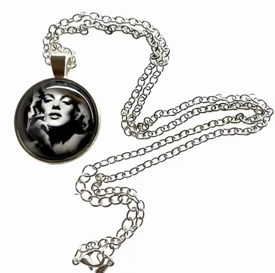 Marilyn Monroe Necklace. Marilyn Monroe Necklace.Length Of Chain: 12 Inch Chain • $28