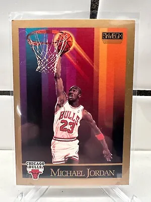 1990 SkyBox #41 Michael Jordan - Chicago Bulls Golf Back • $3.99