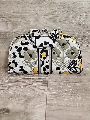 Vera Bradley Go Wild Kiss & Snap Wallet Clutch Coin Purse EUC • $25