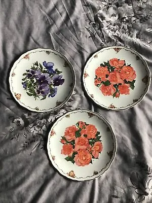 Royal Albert Collectors Plate The Queen Mothers Favourite Flowers X 3 • £11