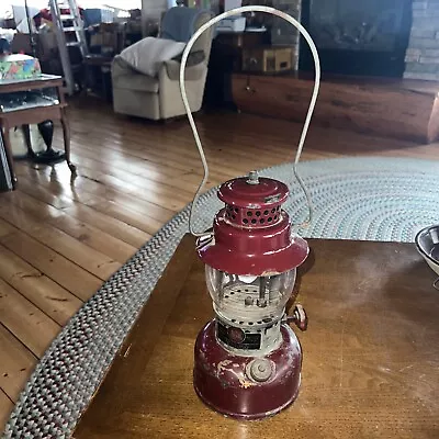 VINTAGE AMERICAN GAS MACHINE COMPANY BURGUNDY COLOR 3016 LANTERN Coleman Glass • $125