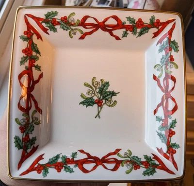 £14 • Buy Royal Worcester Square Christmas Plate  Holly Ribbons 