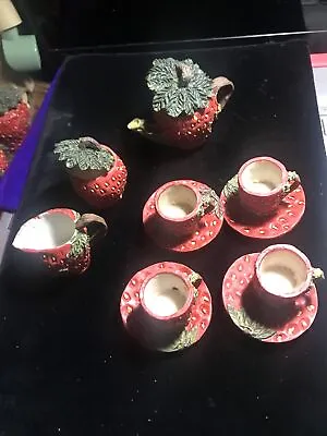 Vintage Mini Strawberry Tea Set • $10