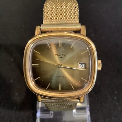 WORKS! Vintage Mens Manual Wind Up Wristwatch- Timex 100 17 Jewels • $24