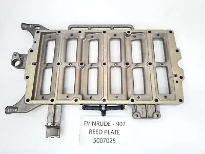 GENUINE Evinrude ETEC Outboard Engine Motor REED VALVE PLATE ASSY 135 - 200 HP • $86.99