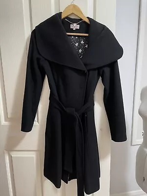 Review Size 6 Wool Black Coat • $46.72