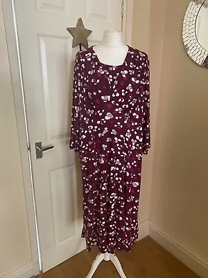 Bnwt Amber Magenta Patterned Midi Dress Size 24 • £11.99