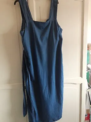 £6 • Buy Asos Denim Dress Size 16