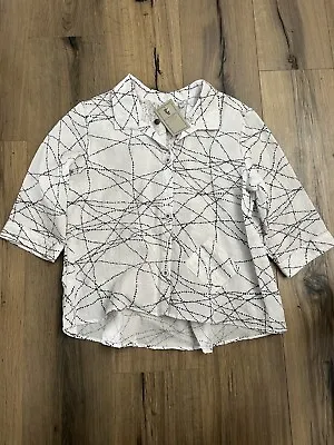 NEW Habitat Crinkle Rayon Linen Topper Easy Jacket Small White Abstract Pattern • $35