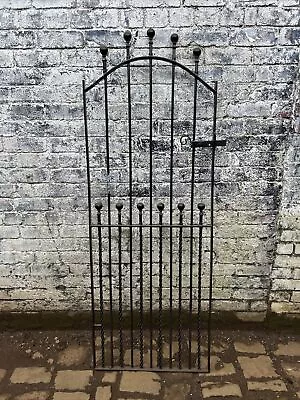 Metal Side Gate • £50