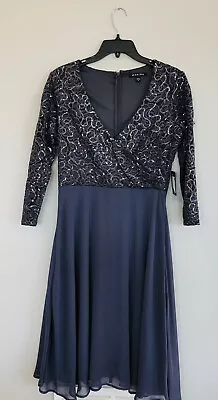 Marina Gray V-Neck Sequin Lace Dress Size 4 NWT 3/4 Sleeve • $41.66