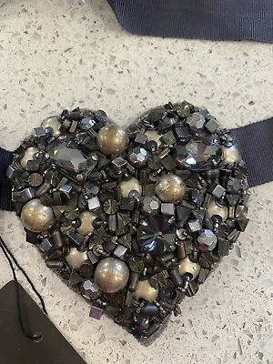 £89.99 • Buy Bmwt Stunning Mulberry Jewelled Heart Tie Necklace / Brooch In Gunmetal * Rare *