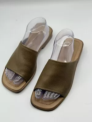 Montego Bay Club Leather Collection Brown Pebbled Leather Mule Slide Womens 8.5 • $10