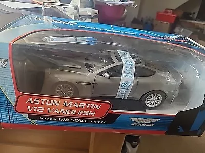 Aston Martin V12 Vanquish-James Bond Die Another Day Car Model 1:18 Scale. Boxed • £55