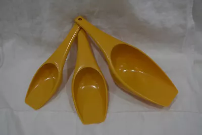 Vintage 1970's Yellow Foley Nesting Measuring Scoops Cups Set Of 3 SR2A • $9.20