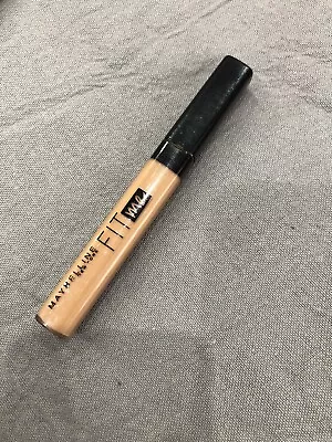 Maybelline Fit Me Concealer - 6.8ml - Shade 49 • £3.97