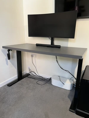 £150 • Buy Sitting/Standing Desk