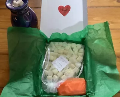 50 Mini Heart Wax Melts! Choose Your Beautiful Scent! Handmade & Highly Scented! • £7