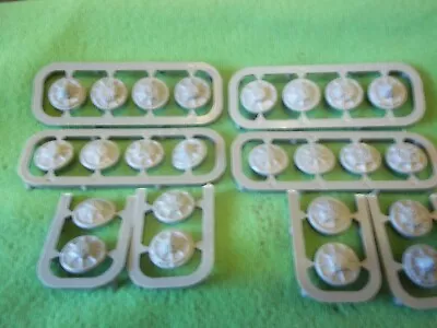 Warhammer Lizardman  24 Plastic Saurus Shields Lot E • £10.99