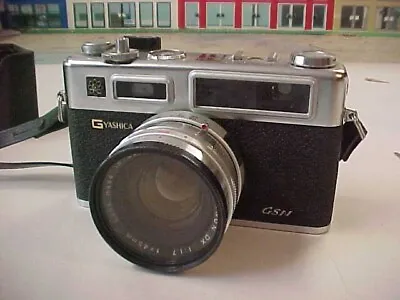 Yashica Electro 35 Rangefinder 35mm Vintage Film Camera H1224191 • $30