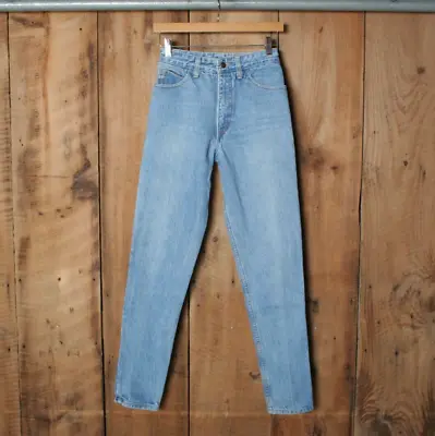 Vintage GUESS High Rise Tapered Leg Blue Jeans Women's Sz. 28 (Measure 25x31) • $23.76