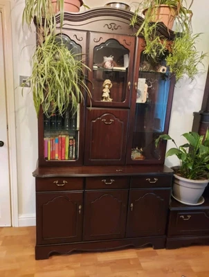 £30 • Buy 3pc Heavy Wooden Glass Cabinet  2pc Plus TV Stand
